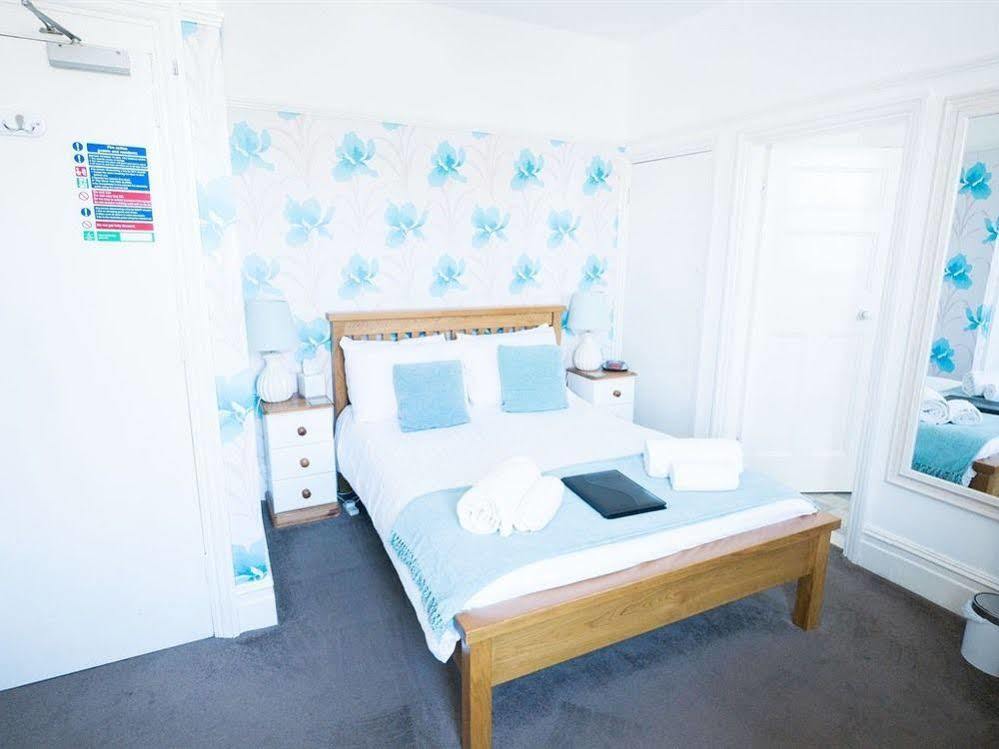 Southern Breeze Lodge - Adults Only Борнмут Экстерьер фото